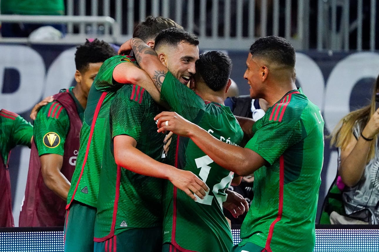 México debuta en Copa Oro con 4-0 ante Honduras